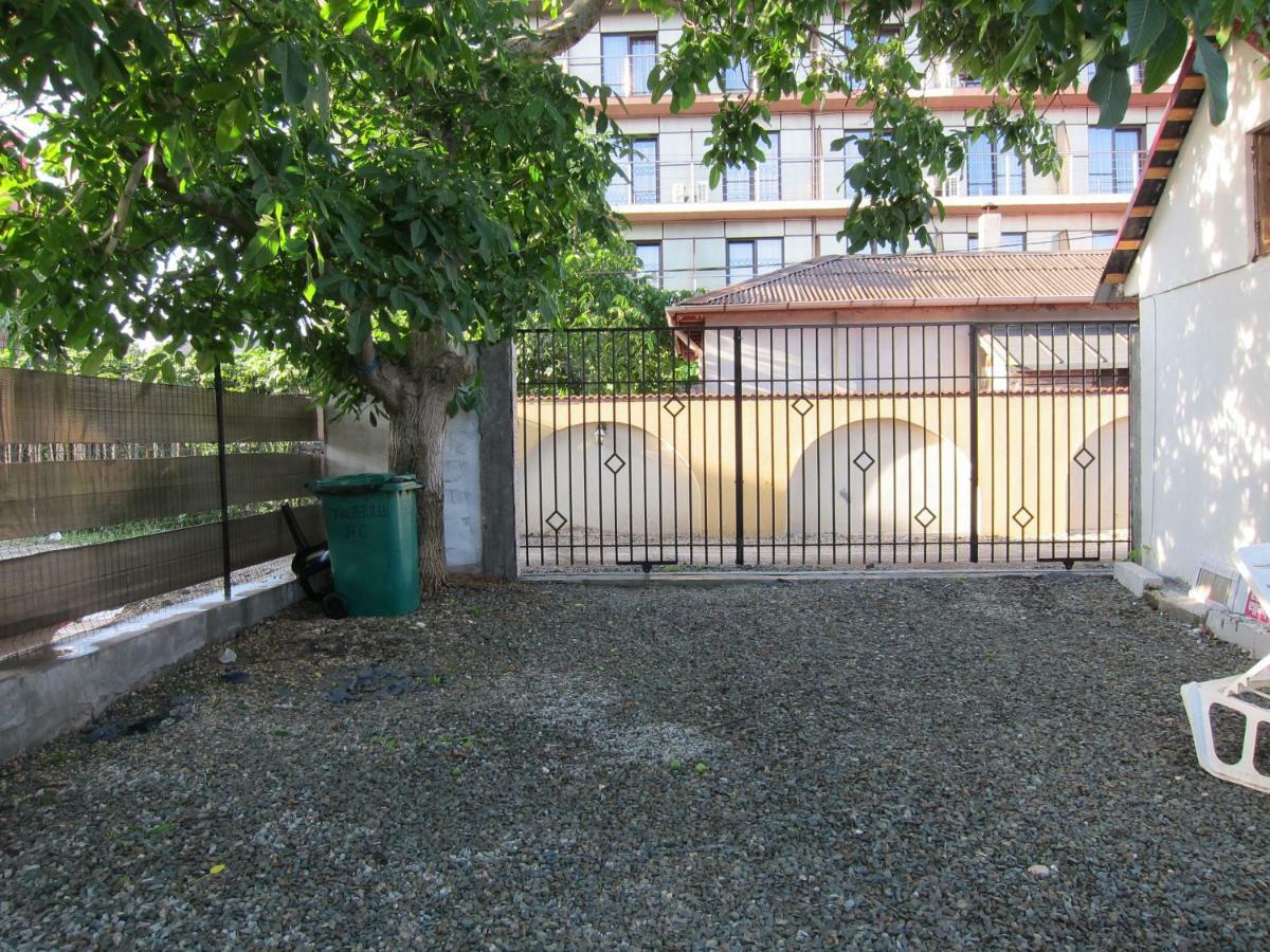 Hotel Casa Gherghisan Costinești Exterior foto